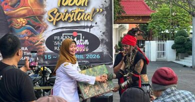 Tubuh-tubuh Spriritual : Pameran Lukisan Tunggal Welldo Wnophringgo